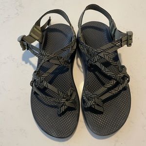 classic black and olive green chacos sandals